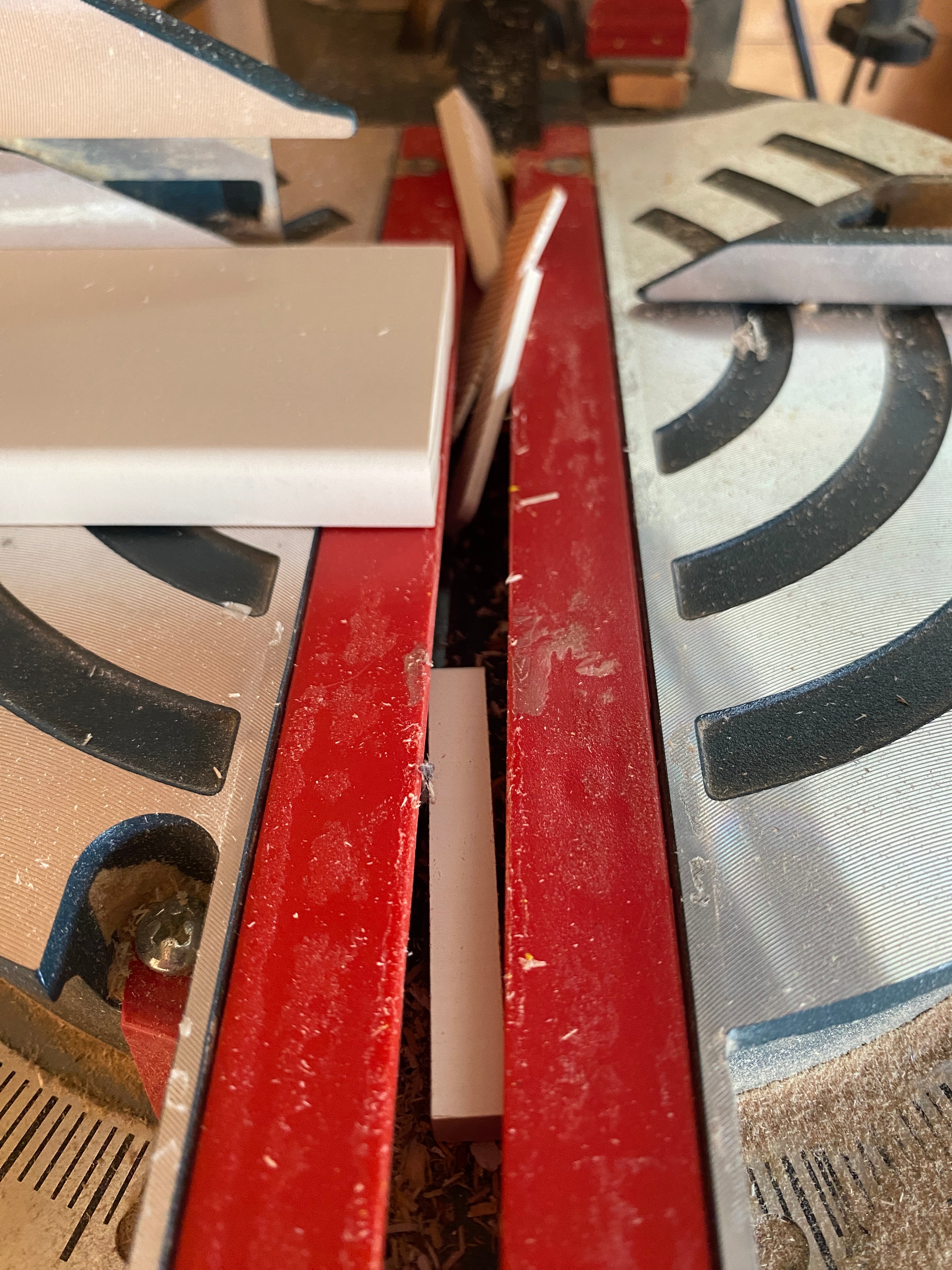 Finish Tape | Finer Cut Quality | Prevents Splintering | Increased Precision | 5 Pcs | For Miter Saws